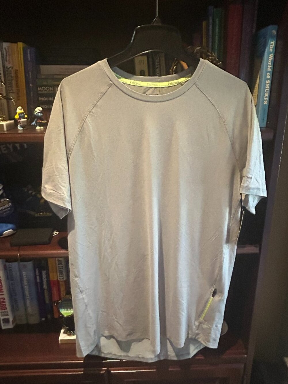 Hind Running Top – New – Men’s Medium